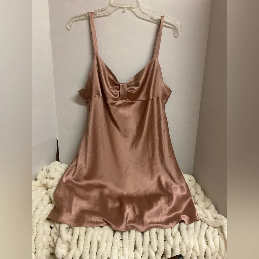 Victoria's Secret Satin Slip dress in Rose/Champagne Y2K